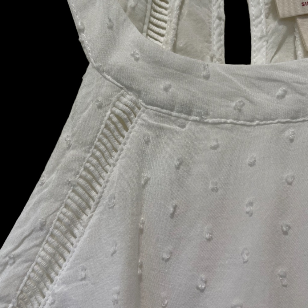 Mossimo Supply CO. White Tank Top with Eyelet Details Size M - Picture 4 of 11